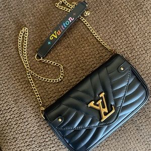 Louis Vuitton New Wave Chain Pochette